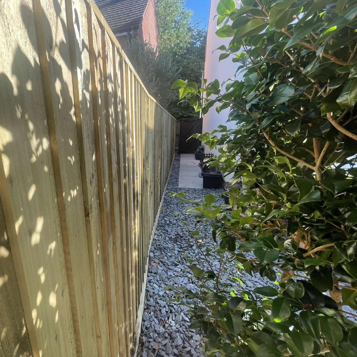 fencing and landscaping in Wellington and Somerset